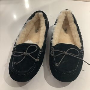 UGG Womens Moccasins size 9